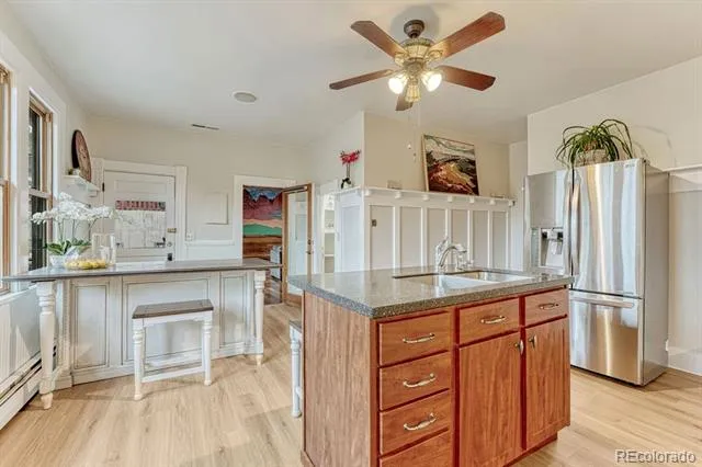 728 W Kiowa Street Colorado Springs, CO 80905
