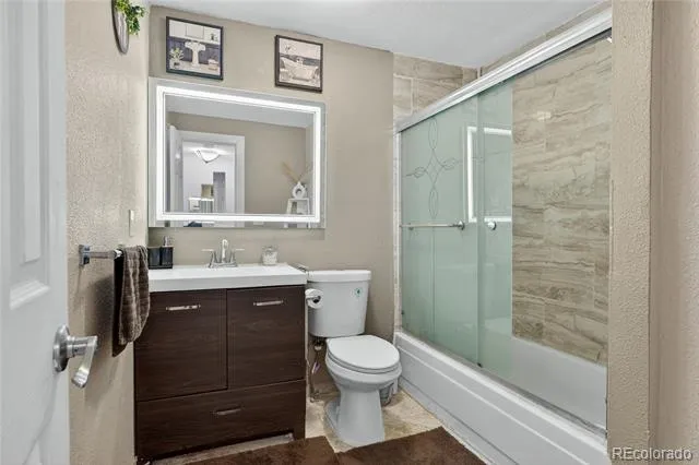 1455 S Bahama Street Aurora, CO 80017
