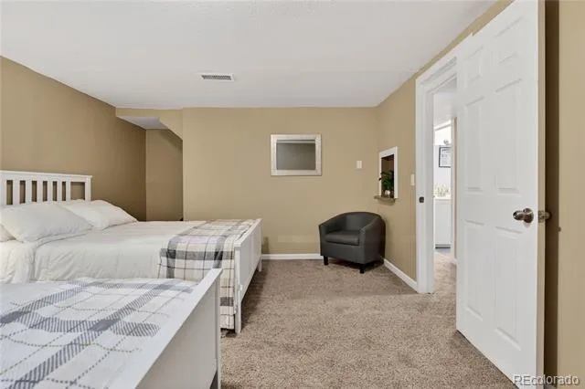 1455 S Bahama Street Aurora, CO 80017