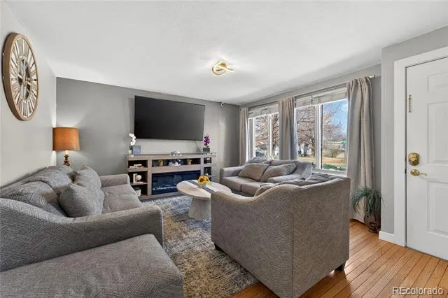 1455 S Bahama Street Aurora, CO 80017