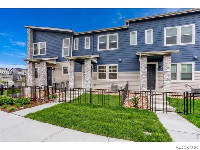 2839 Bear Springs Circle Longmont, CO 80503