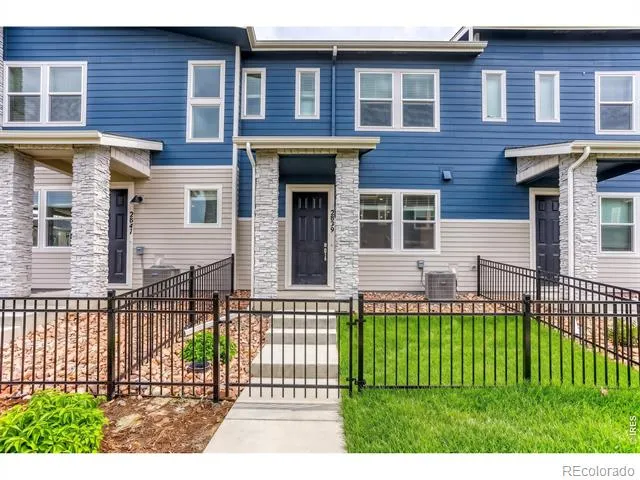 2839 Bear Springs Circle Longmont, CO 80503