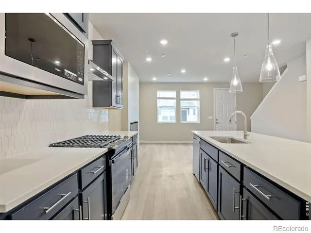 2839 Bear Springs Circle Longmont, CO 80503