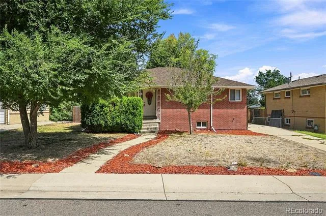 6150 Carr Street Arvada, CO 80004