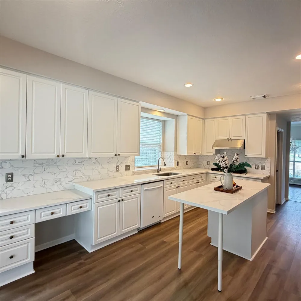 1730 Monvale Lane Sugar Land, TX 77479