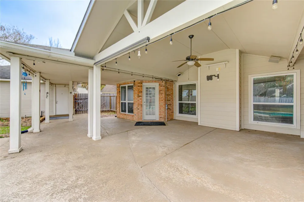 1730 Monvale Lane Sugar Land, TX 77479