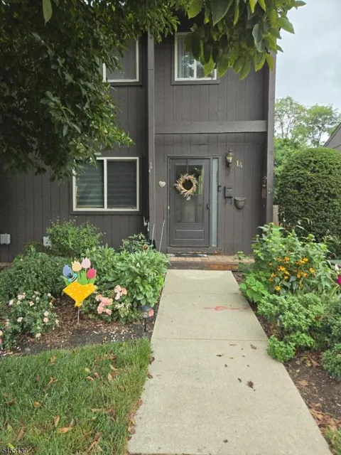 14 Chelsea Way #14 Unit 14