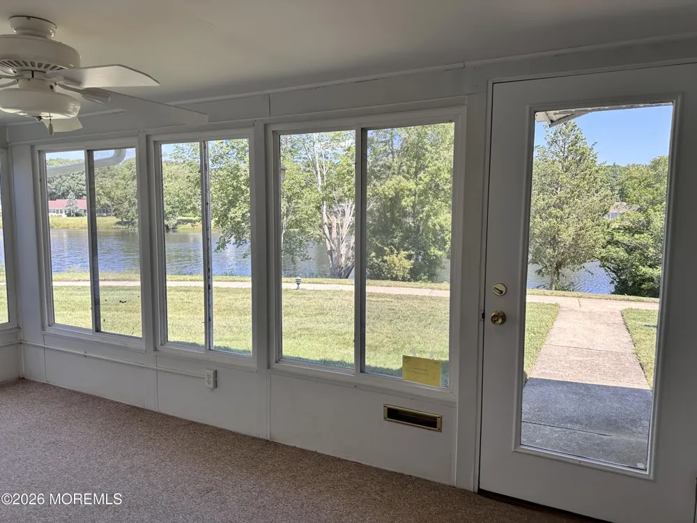 587 B Lake Point Drive Lakewood, NJ 08701