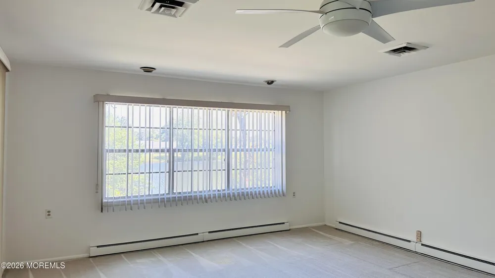587 B Lake Point Drive Lakewood, NJ 08701