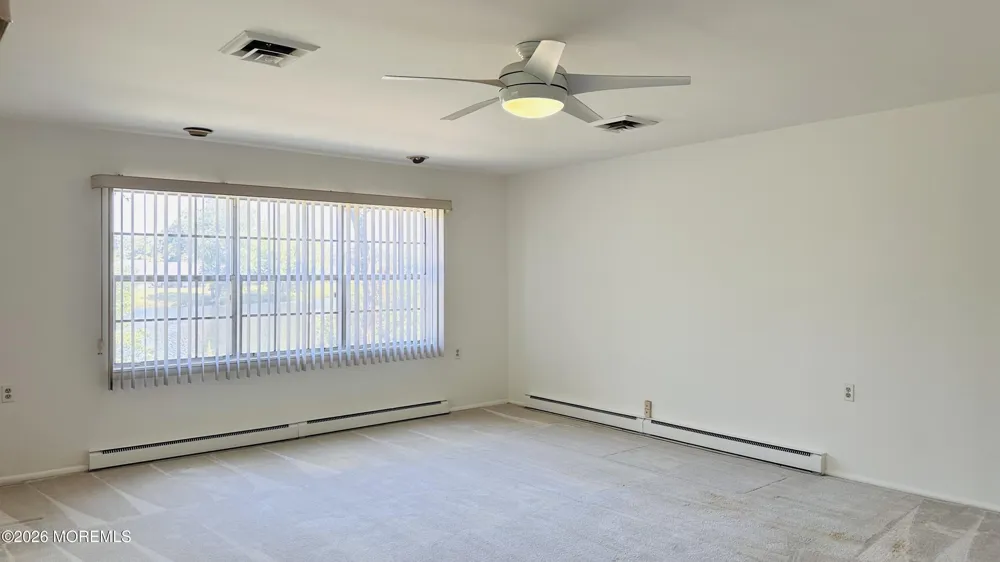 587 B Lake Point Drive Lakewood, NJ 08701