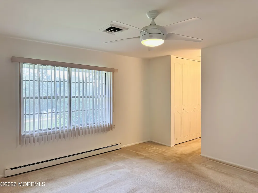 587 B Lake Point Drive Lakewood, NJ 08701