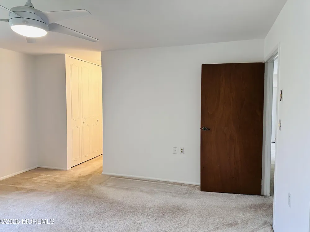 587 B Lake Point Drive Lakewood, NJ 08701
