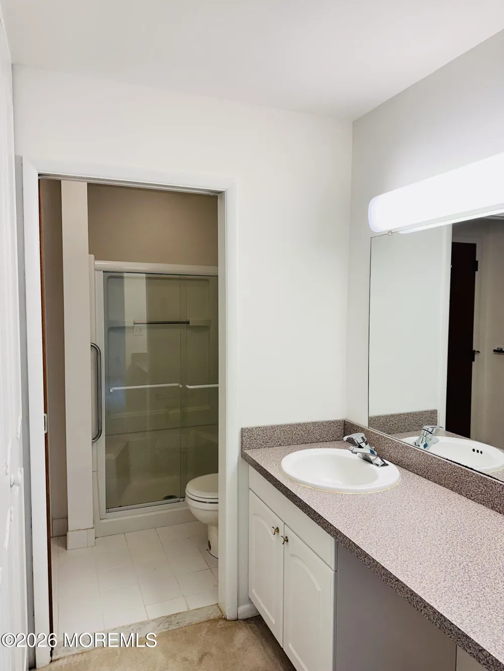 587 B Lake Point Drive Lakewood, NJ 08701