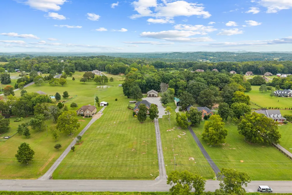 299 Karlee Dr Lebanon, TN 37087