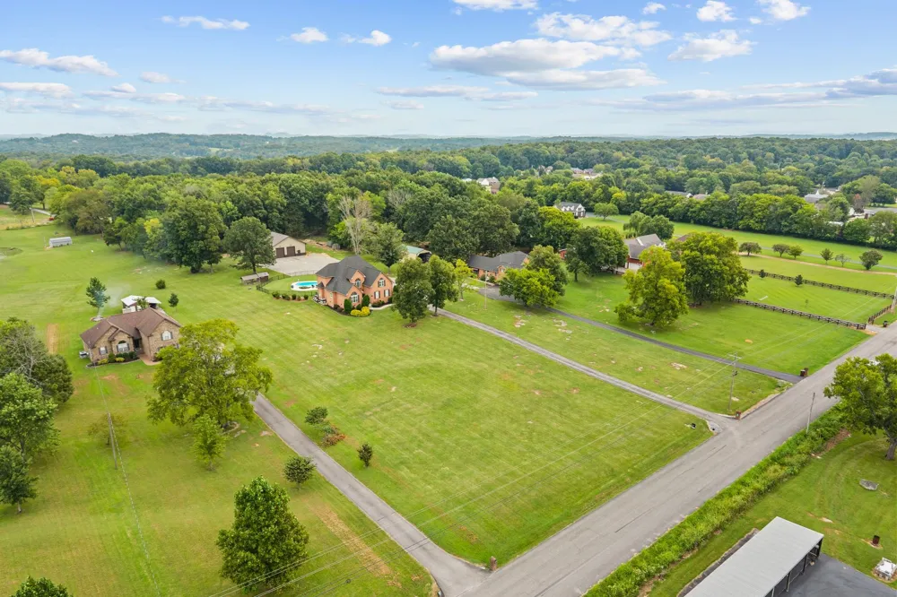 299 Karlee Dr Lebanon, TN 37087