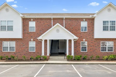 7470 Charlotte Pike #102