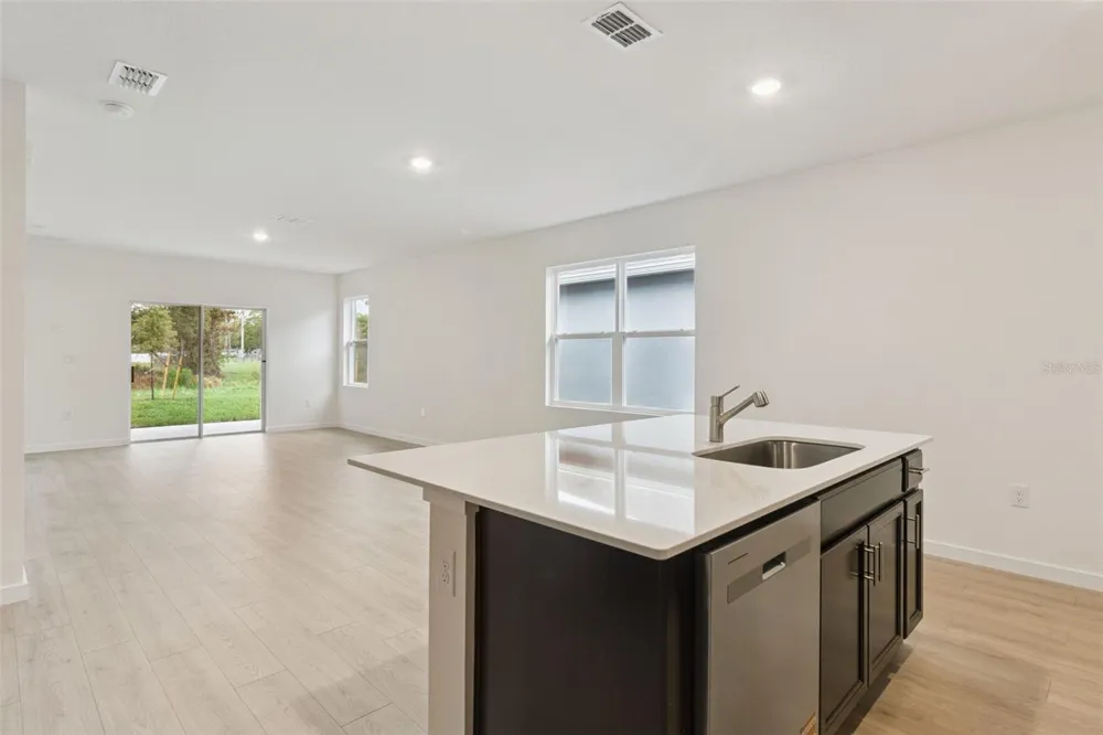 1856 KINDLE STREET Kissimmee, FL 34744