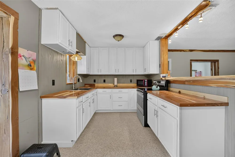 18240 SW 31ST STREET Dunnellon, FL 34432