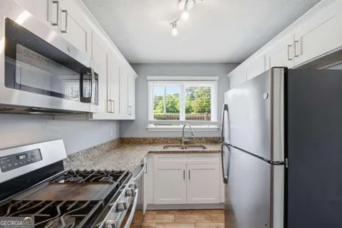 1204 Ashborough TER SE