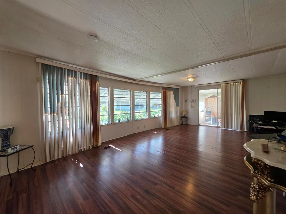 6125 Guava Lane Atlantis, FL 33462