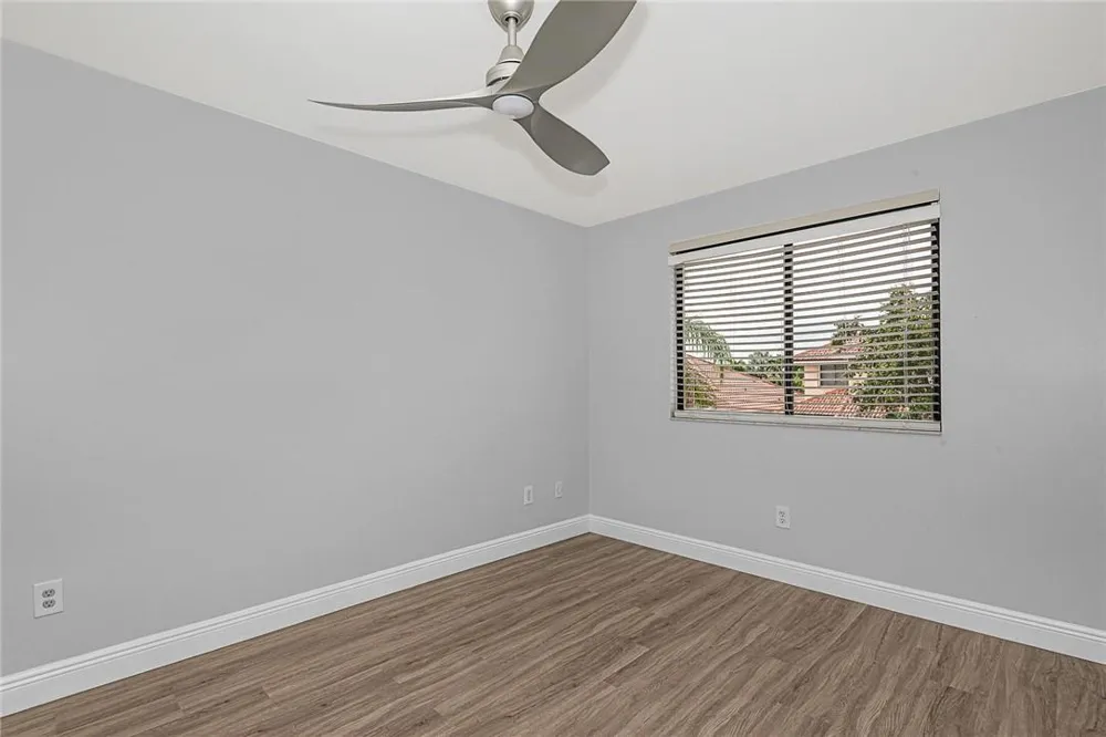 11551 SW 11th Street Pembroke Pines, FL 33025