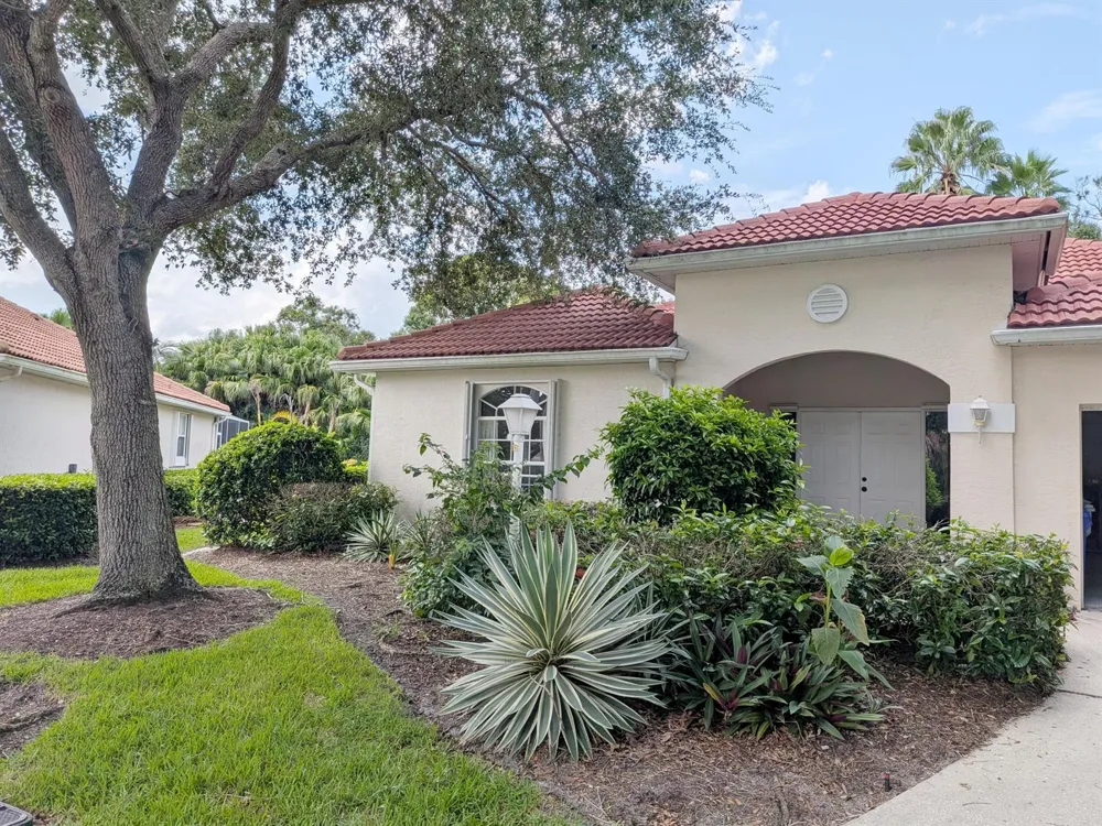 5410 25th Place Vero Beach, FL 32966