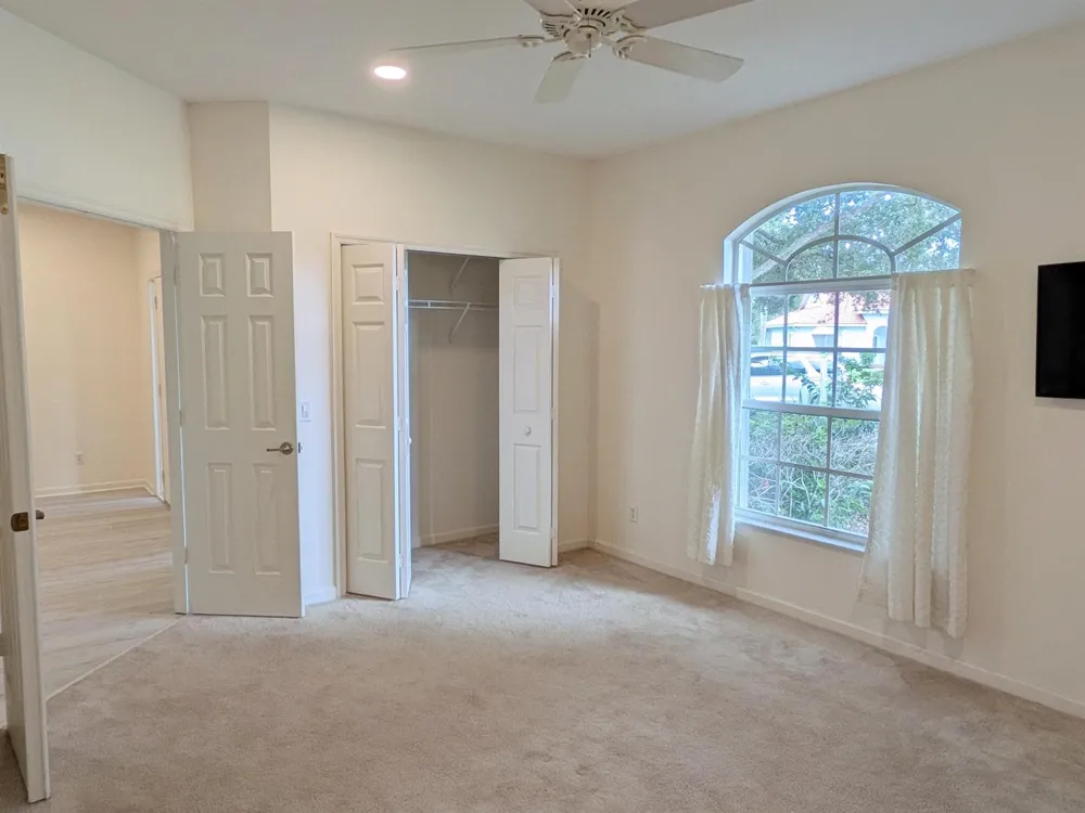 5410 25th Place Vero Beach, FL 32966