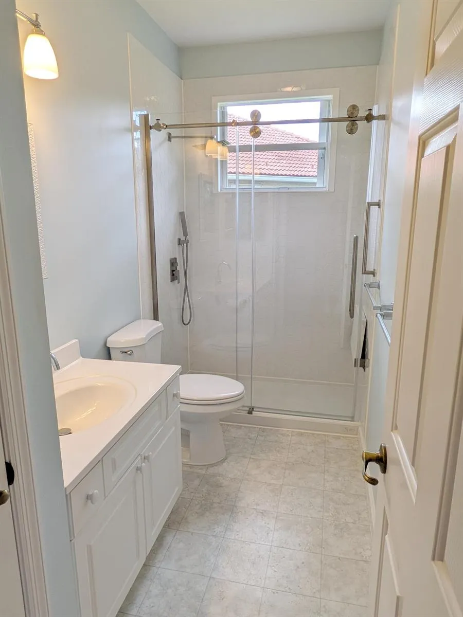 5410 25th Place Vero Beach, FL 32966