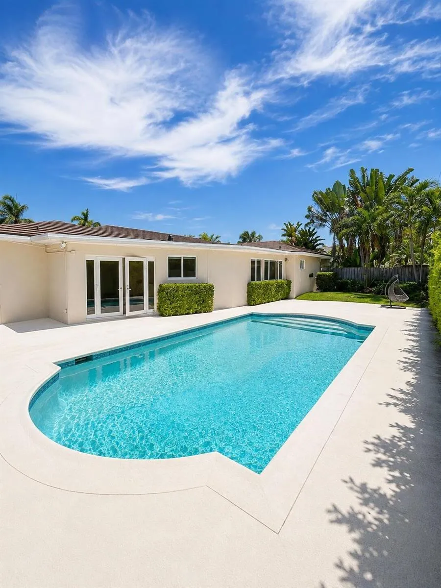 2910 NE 39TH COURT Lighthouse Point, FL 33064