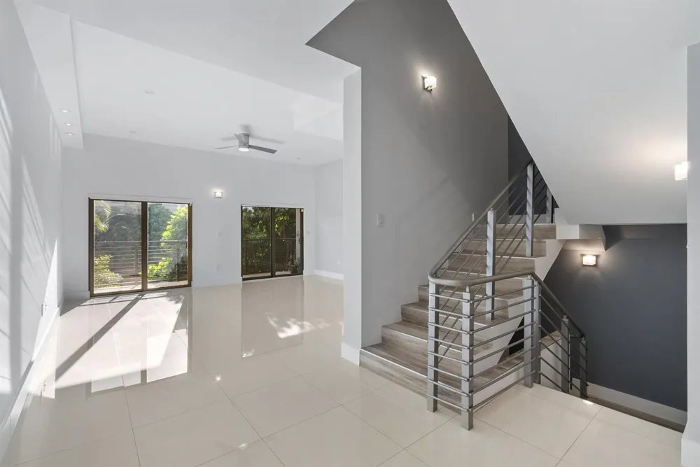 180 SE 4TH TERRACE Pompano Beach, FL 33060