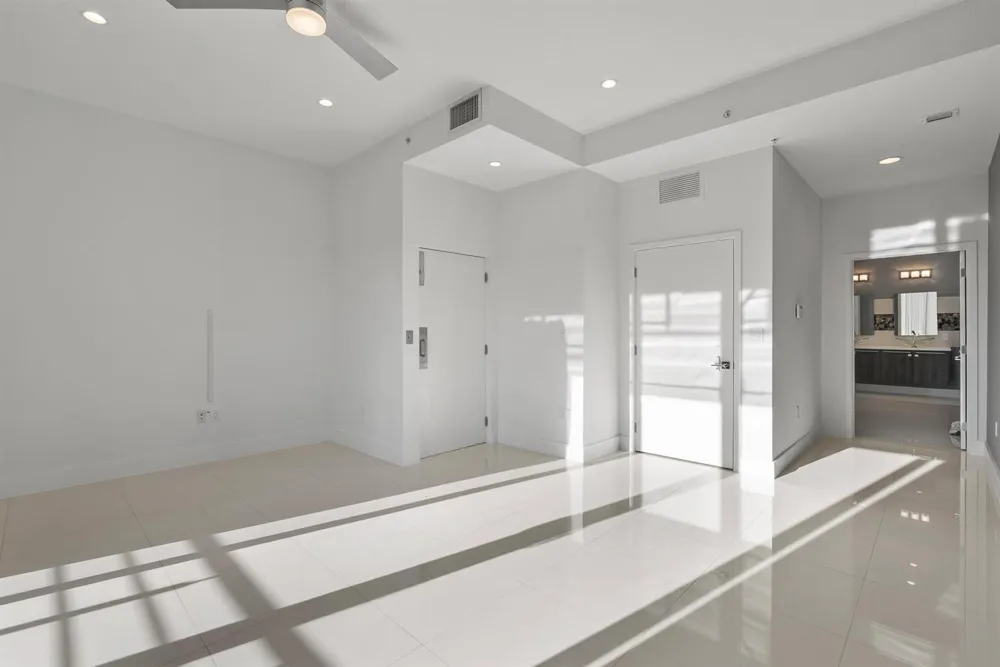 180 SE 4TH TERRACE Pompano Beach, FL 33060