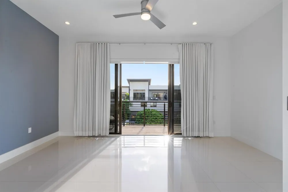 180 SE 4TH TERRACE Pompano Beach, FL 33060