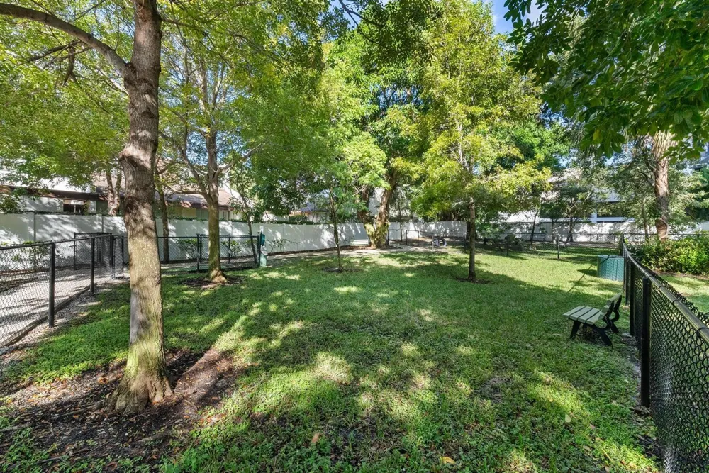 180 SE 4TH TERRACE Pompano Beach, FL 33060