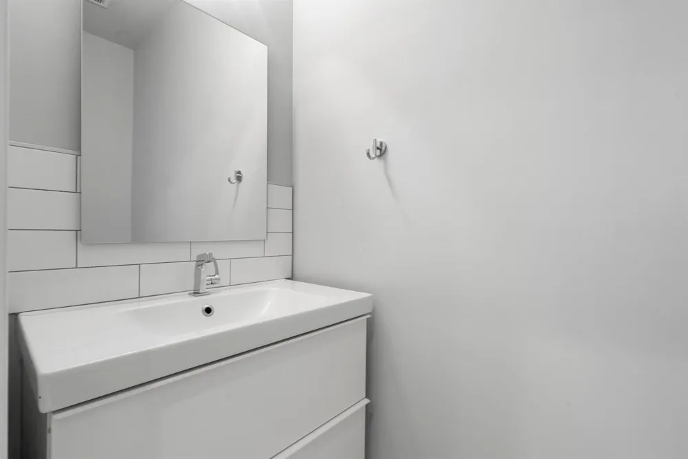 180 SE 4TH TERRACE Pompano Beach, FL 33060