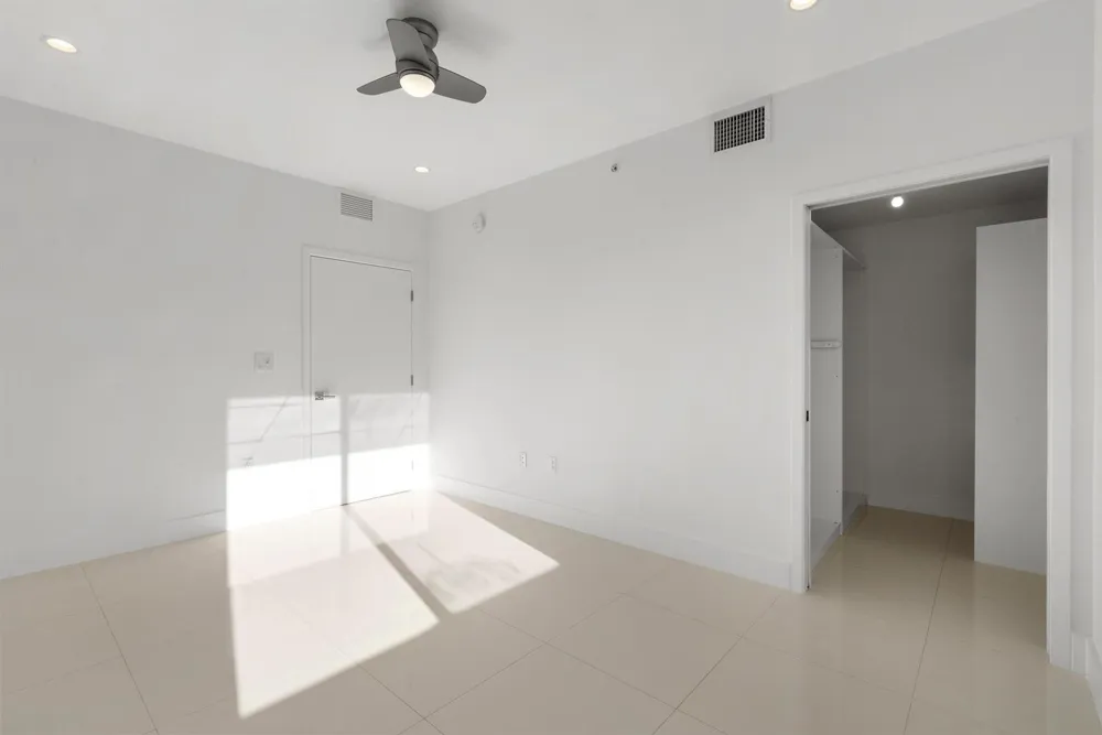 180 SE 4TH TERRACE Pompano Beach, FL 33060