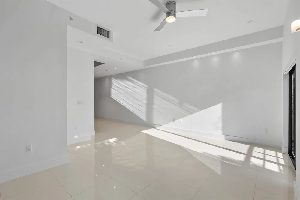 180 SE 4TH TERRACE Pompano Beach, FL 33060