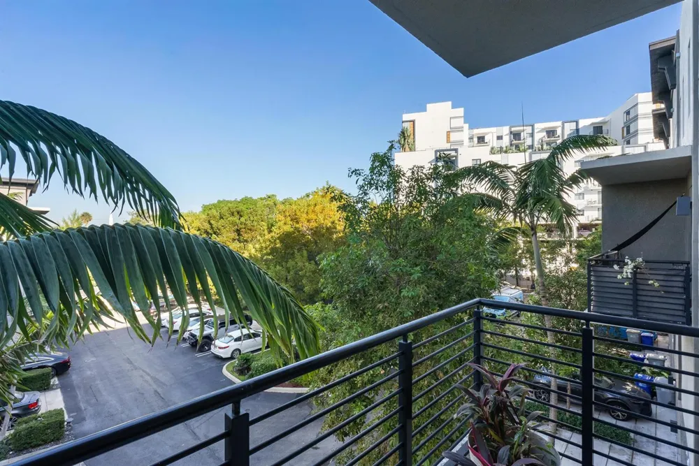 180 SE 4TH TERRACE Pompano Beach, FL 33060