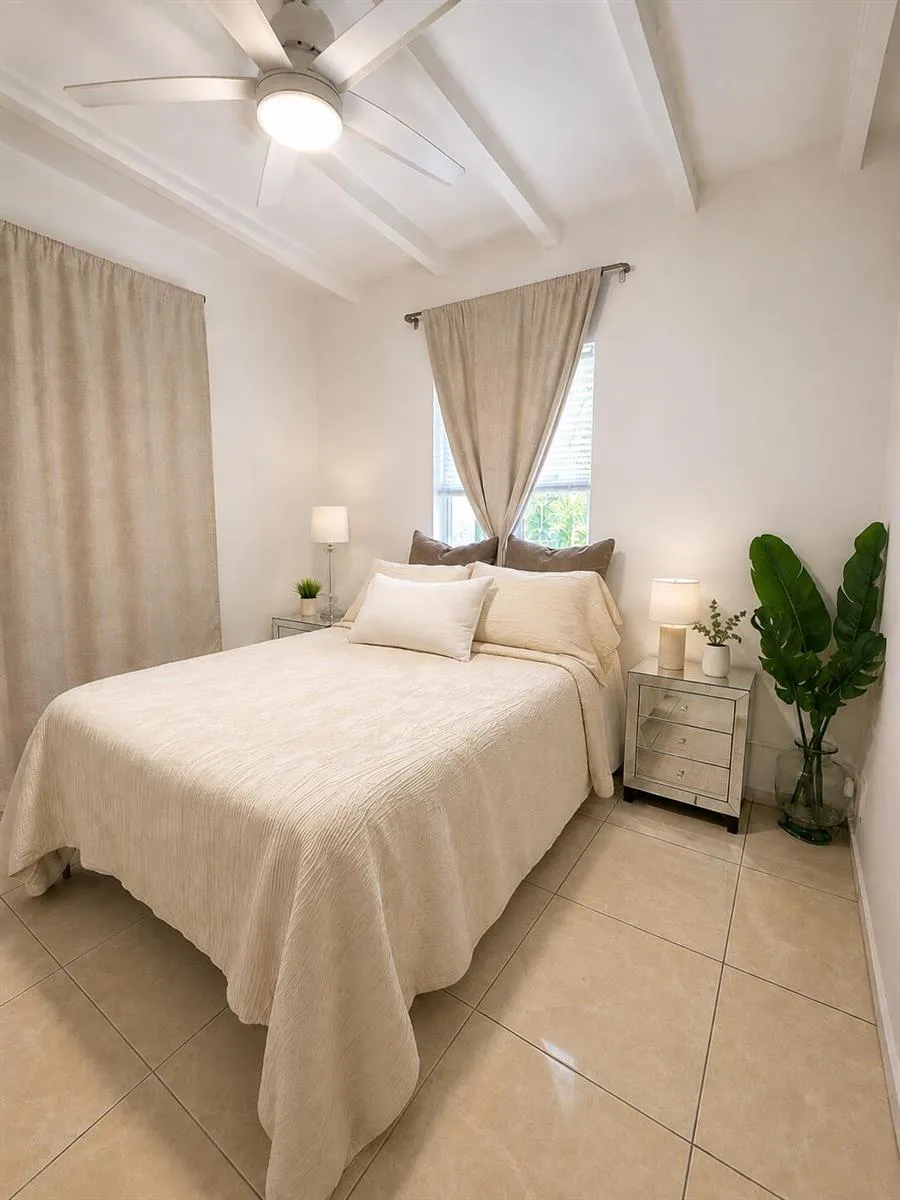 129 SW 21ST WAY Fort Lauderdale, FL 33312