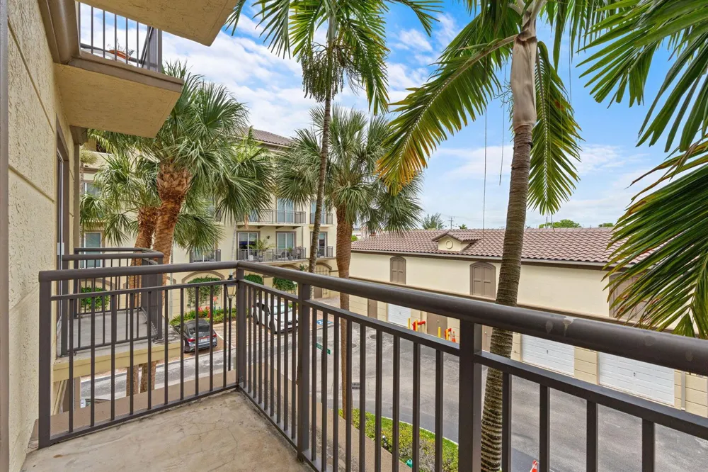 2617 NE 14th Avenue #109 Wilton Manors, FL 33334