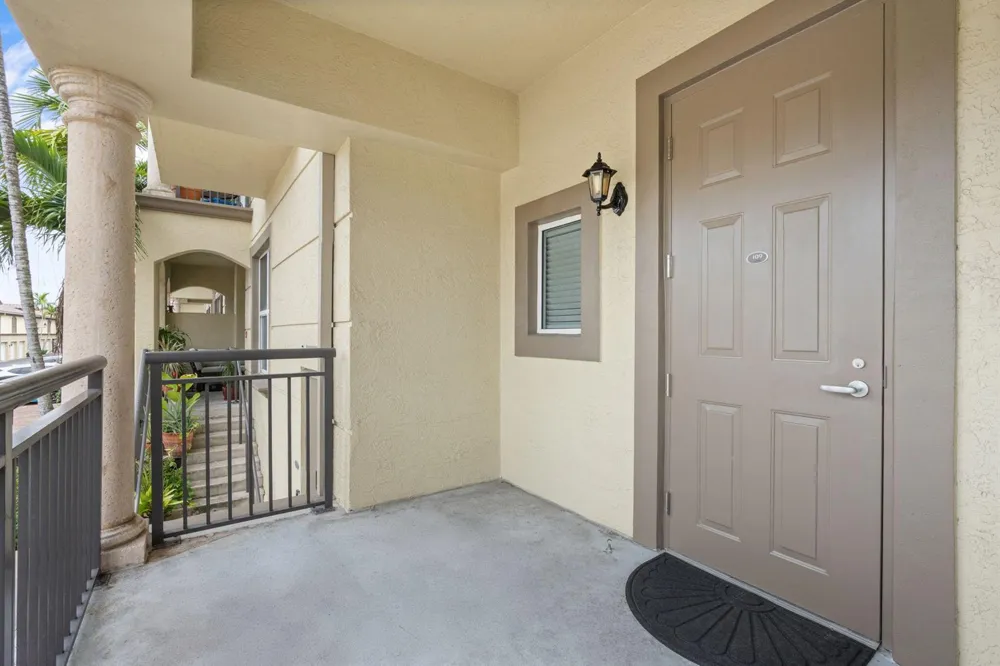 2617 NE 14th Avenue #109 Wilton Manors, FL 33334