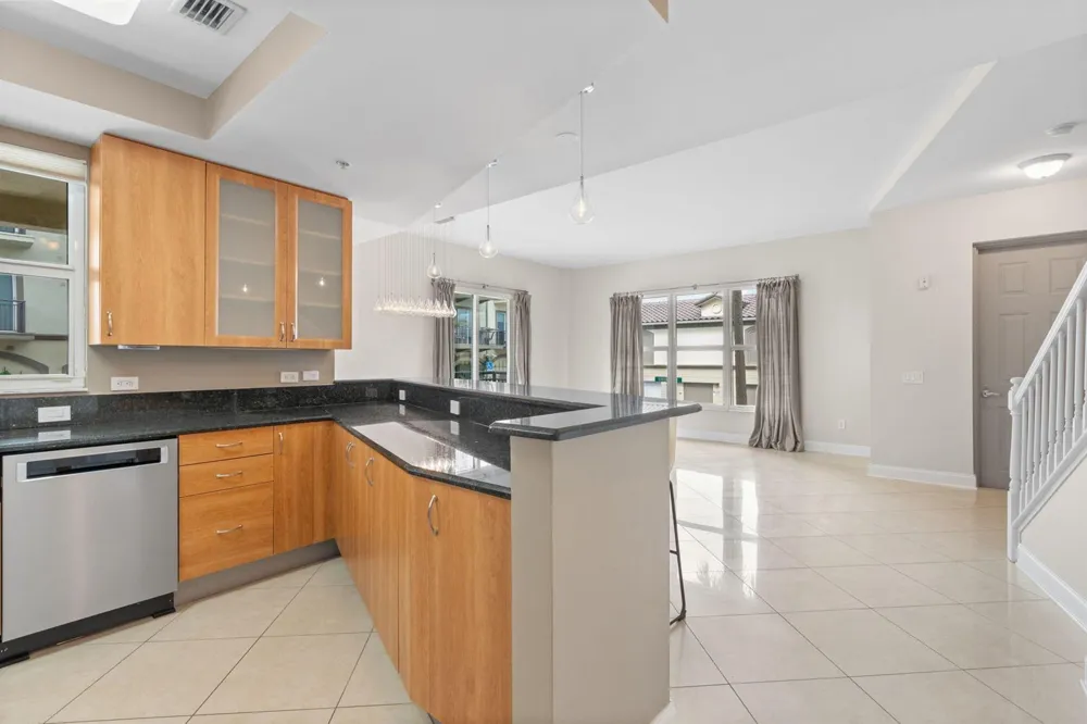 2617 NE 14th Avenue #109 Wilton Manors, FL 33334