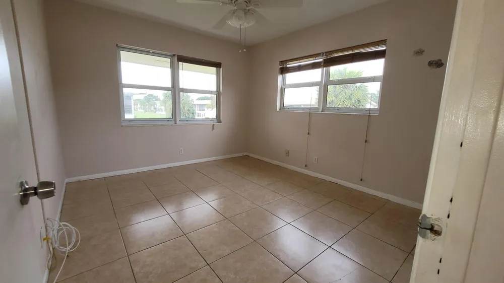 208 EASTHAMPTON I West Palm Beach, FL 33417