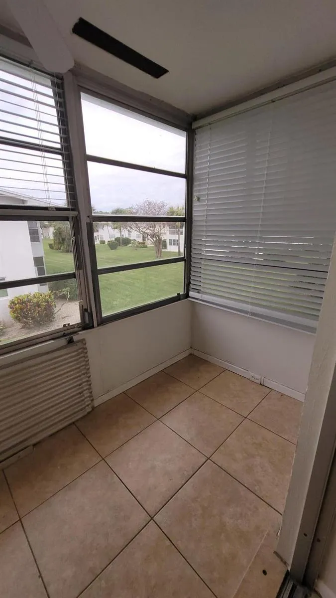 208 EASTHAMPTON I West Palm Beach, FL 33417