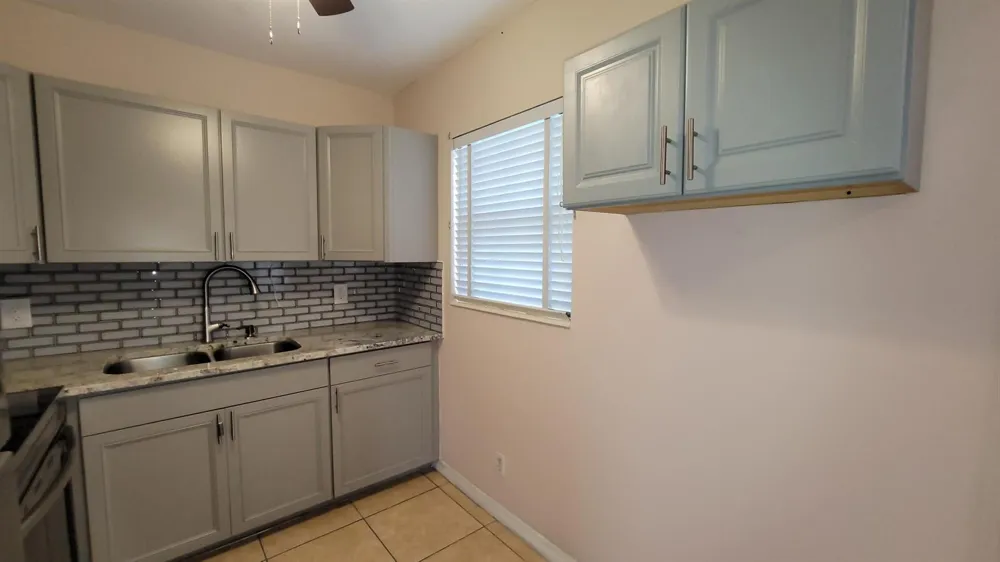 208 EASTHAMPTON I West Palm Beach, FL 33417