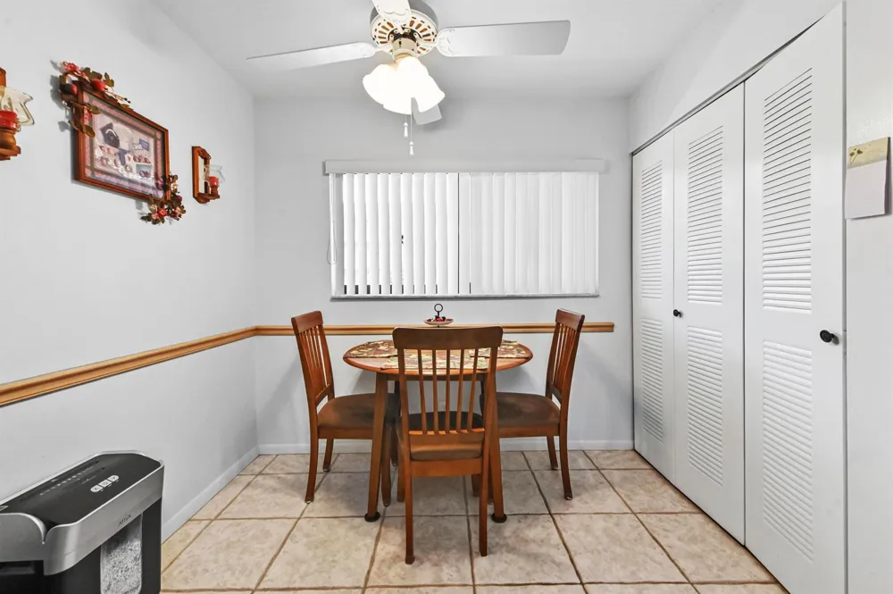 4725 LUCERNE LAKES BOULEVARD E #202 Lake Worth, FL 33467