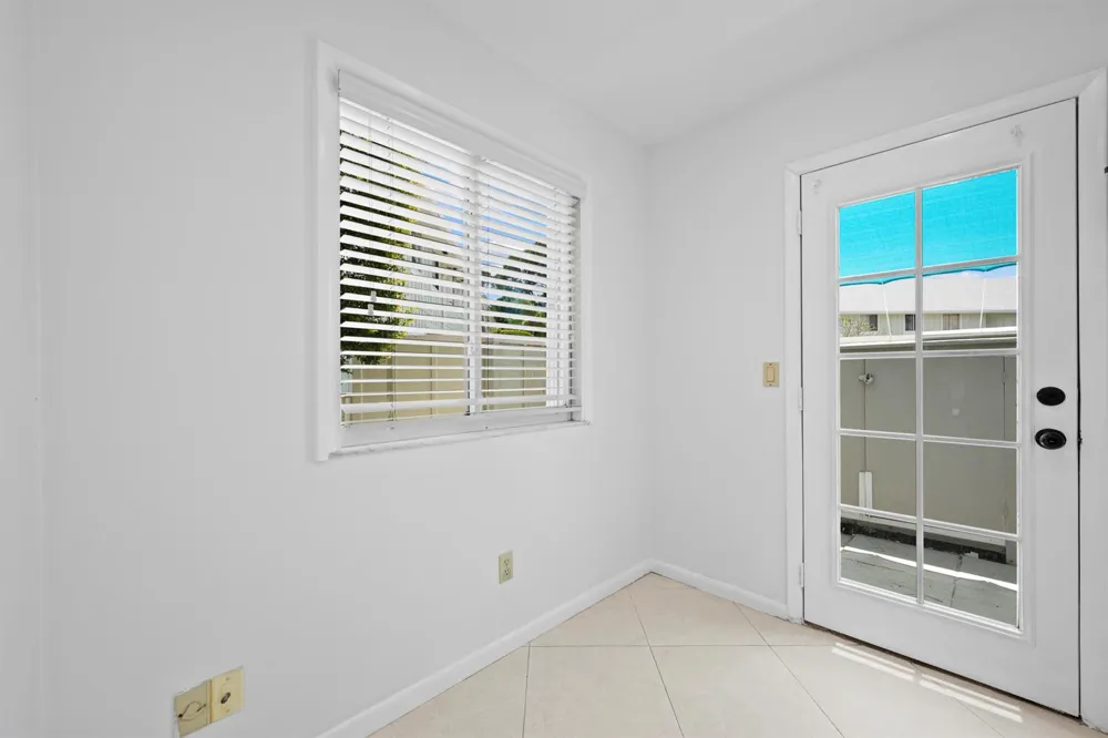 6151 Riverwalk Lane #Unit 8 Jupiter, FL 33458