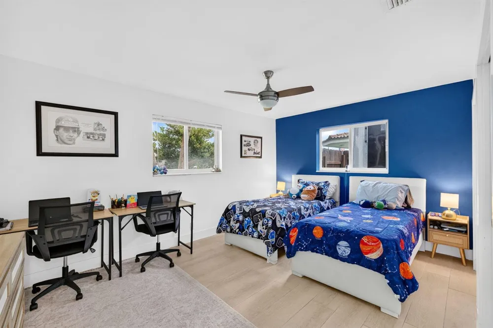 520 SE 14TH STREET Pompano Beach, FL 33060