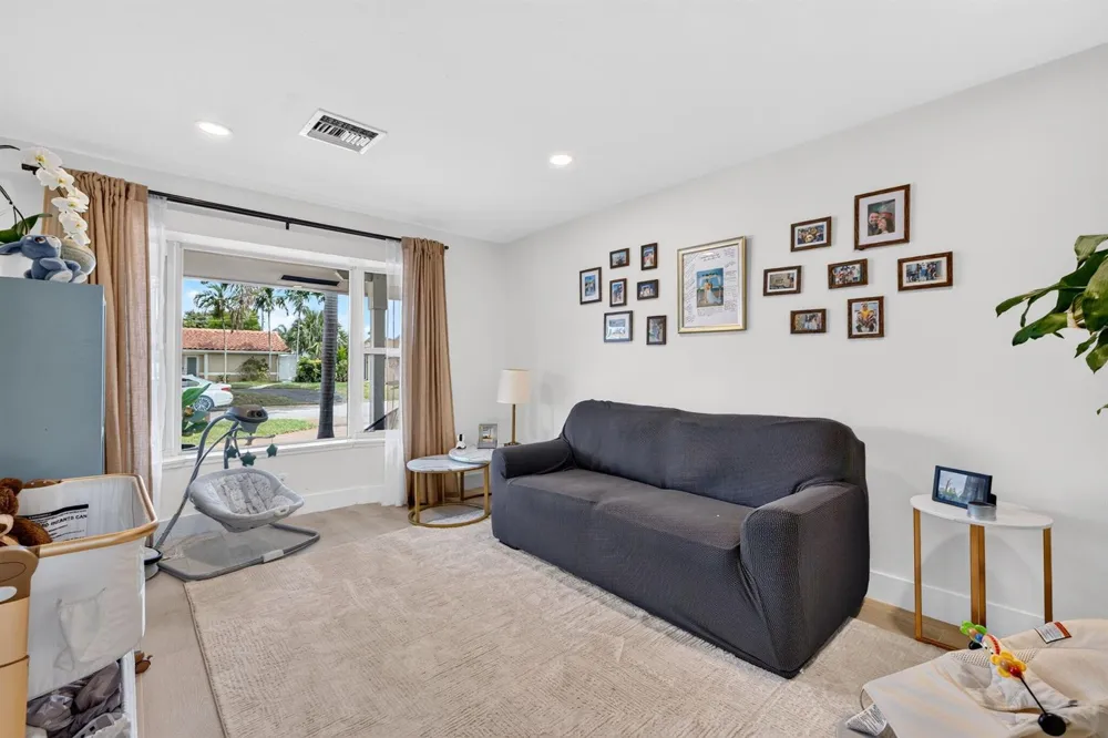 520 SE 14TH STREET Pompano Beach, FL 33060
