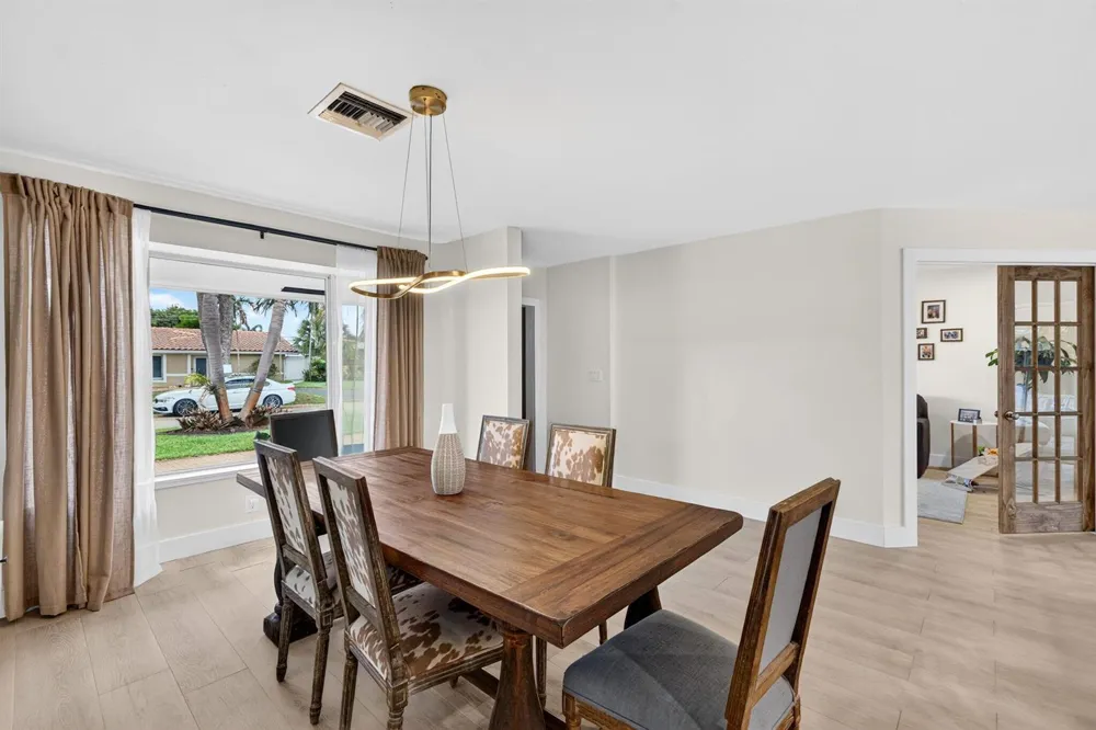 520 SE 14TH STREET Pompano Beach, FL 33060
