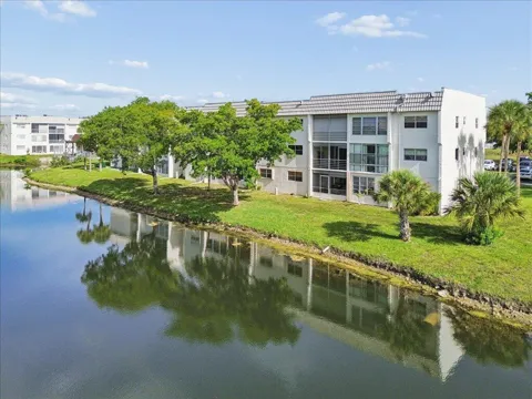8510 Sunrise Lakes Boulevard #301